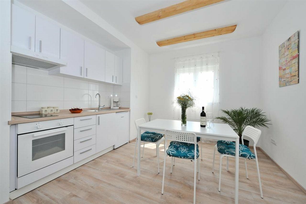 Apartments Ivkovic Задар Екстер'єр фото